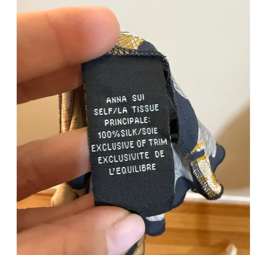 Anna Sui Anthropologie Wrap Top Womens 2 Navy Yellow Floral Silk Ruffle Flutter - Picture 6 of 7